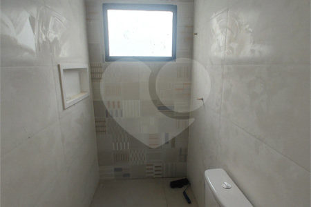 Casa à venda com 2 quartos, sendo 1 suíte, em Jardim Santo Antônio, Atibaia, SP