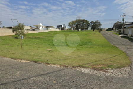 Terreno à venda no condomínio Fazenda Alta Vista, Salto de Pirapora - SP