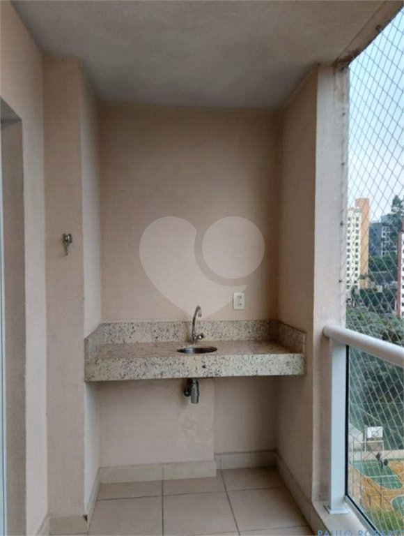 Apartamento para alugar com 3 quartos, sendo 1 suíte, em Lar São Paulo, São Paulo, SP