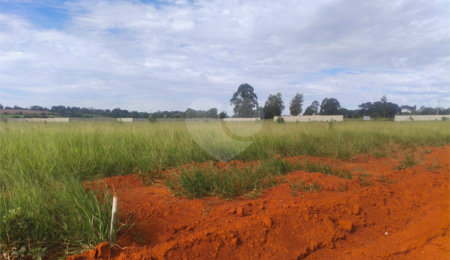 Terreno à venda em Vila Arruda, Itapetininga, SP