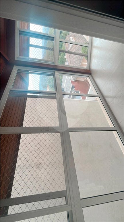 Sobrado à venda com 3 quartos, sendo 1 suíte, em Cidade Parquelandia, Mogi das Cruzes, SP