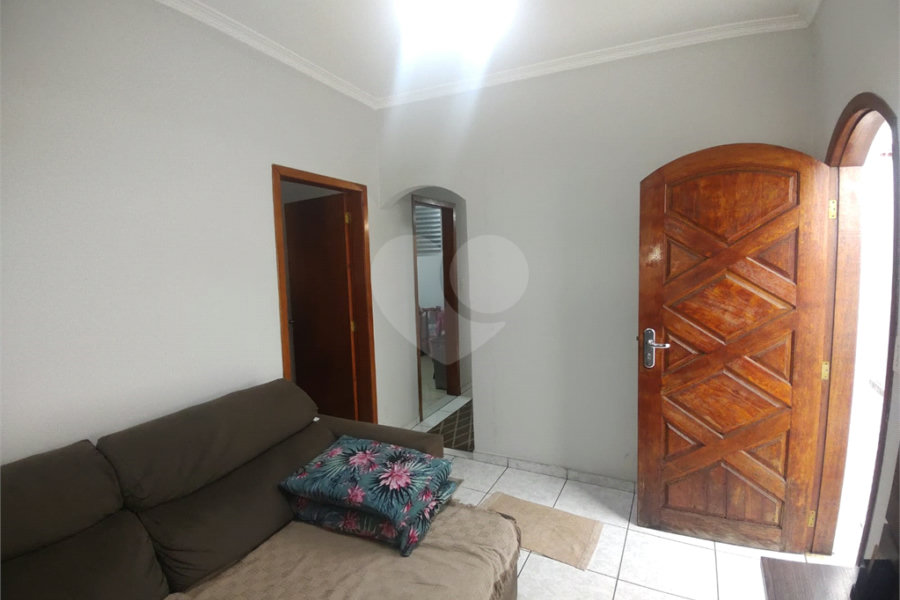 Casa à venda com 4 quartos, sendo 1 suíte, em Tremembé, São Paulo, SP