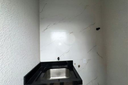 Casa à venda com 3 quartos, sendo 1 suíte, no condomínio Horto Florestal Villagio, Sorocaba - SP