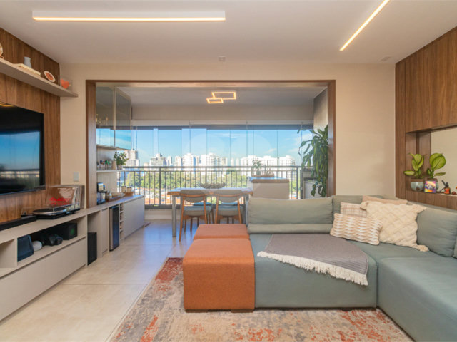 Apartamento à venda com 2 quartos, sendo 1 suíte,  em Chácara Santo Antônio (zona Sul), São Paulo, SP