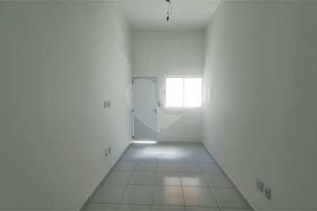 Casa de Vila à venda com 2 quartos em Vossoroca, Votorantim, SP