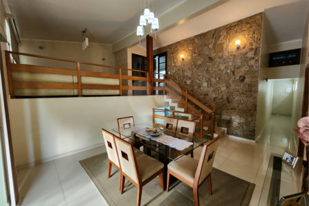 Casa à venda com 4 quartos, sendo 3 suítes,  em Vila Rosália, Guarulhos, SP