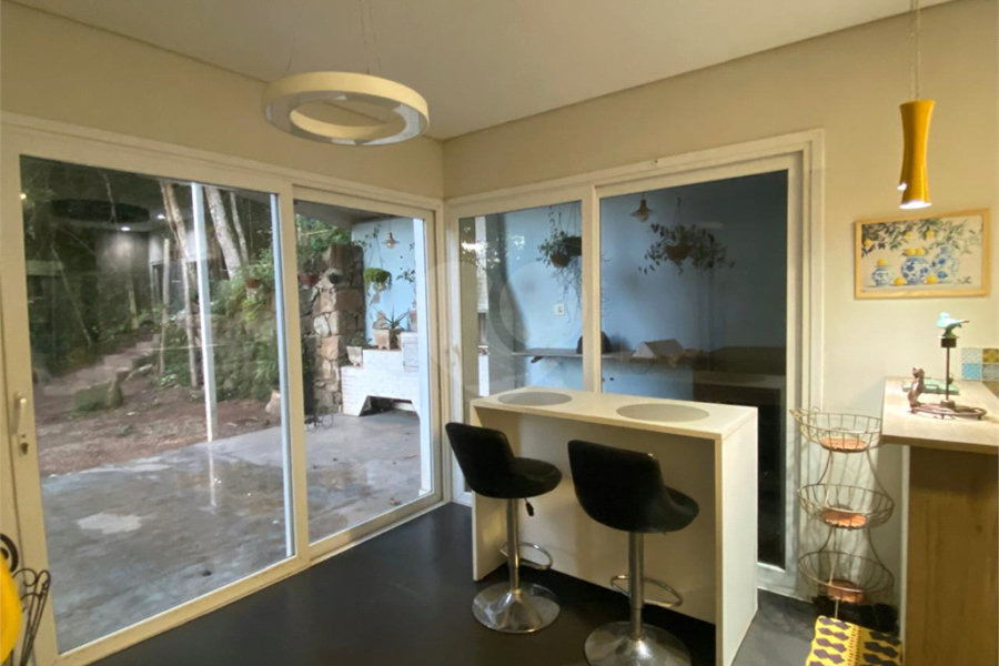 Casa à venda com 4 suítes no condomínio Alpes da Cantareira, Mairiporã - SP
