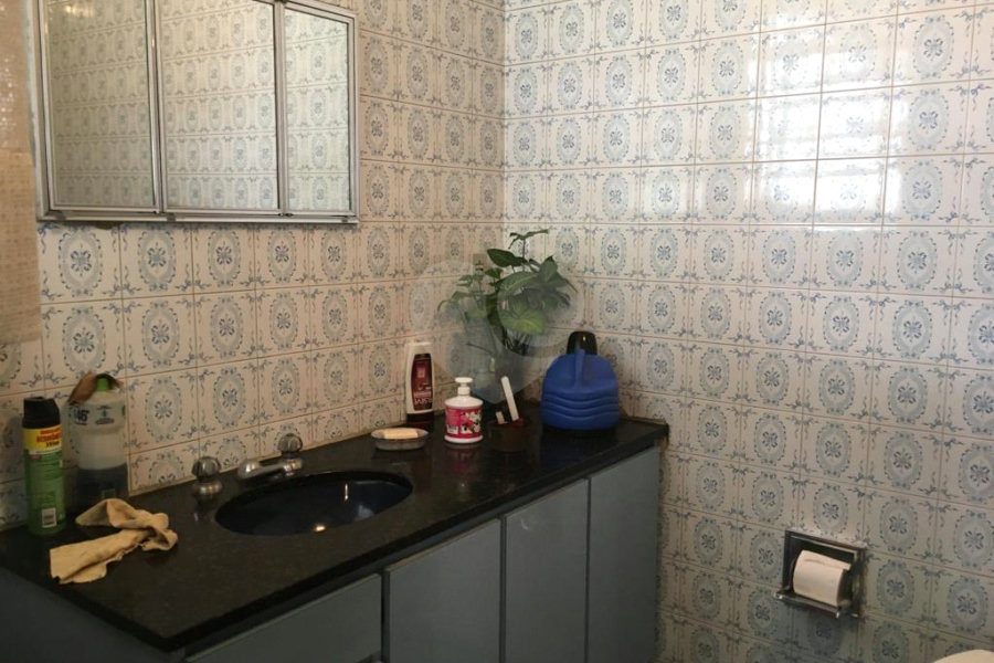 Casa à venda com 4 quartos, sendo 1 suíte, em Jardim São Bento, São Paulo, SP