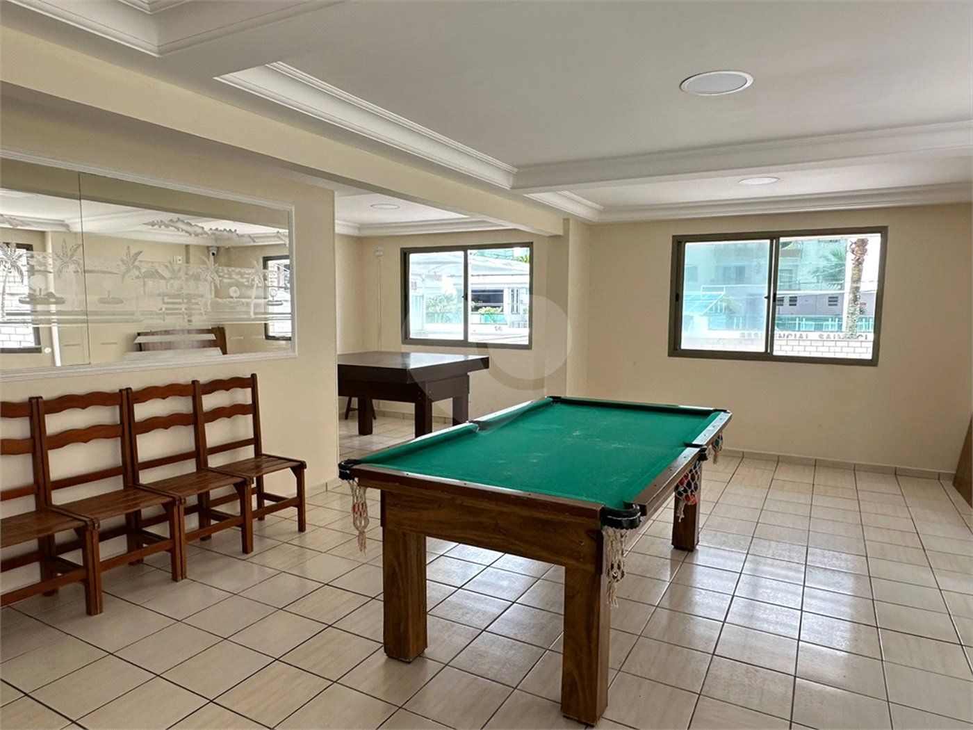 Apartamento à venda com 2 quartos, sendo 1 suíte,  em Aviação, Praia Grande, SP