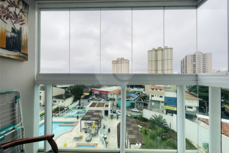 Apartamento à venda com 2 suítes em Vila Scarpelli, Santo André, SP