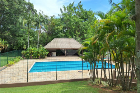 Casa à venda com 4 quartos, sendo 3 suítes,  no condomínio Terras de Santa Teresa, Itupeva - SP