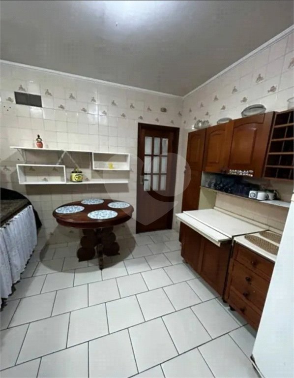 Sobrado à venda com 3 quartos, sendo 1 suíte, em Jardim Ester, São Paulo, SP