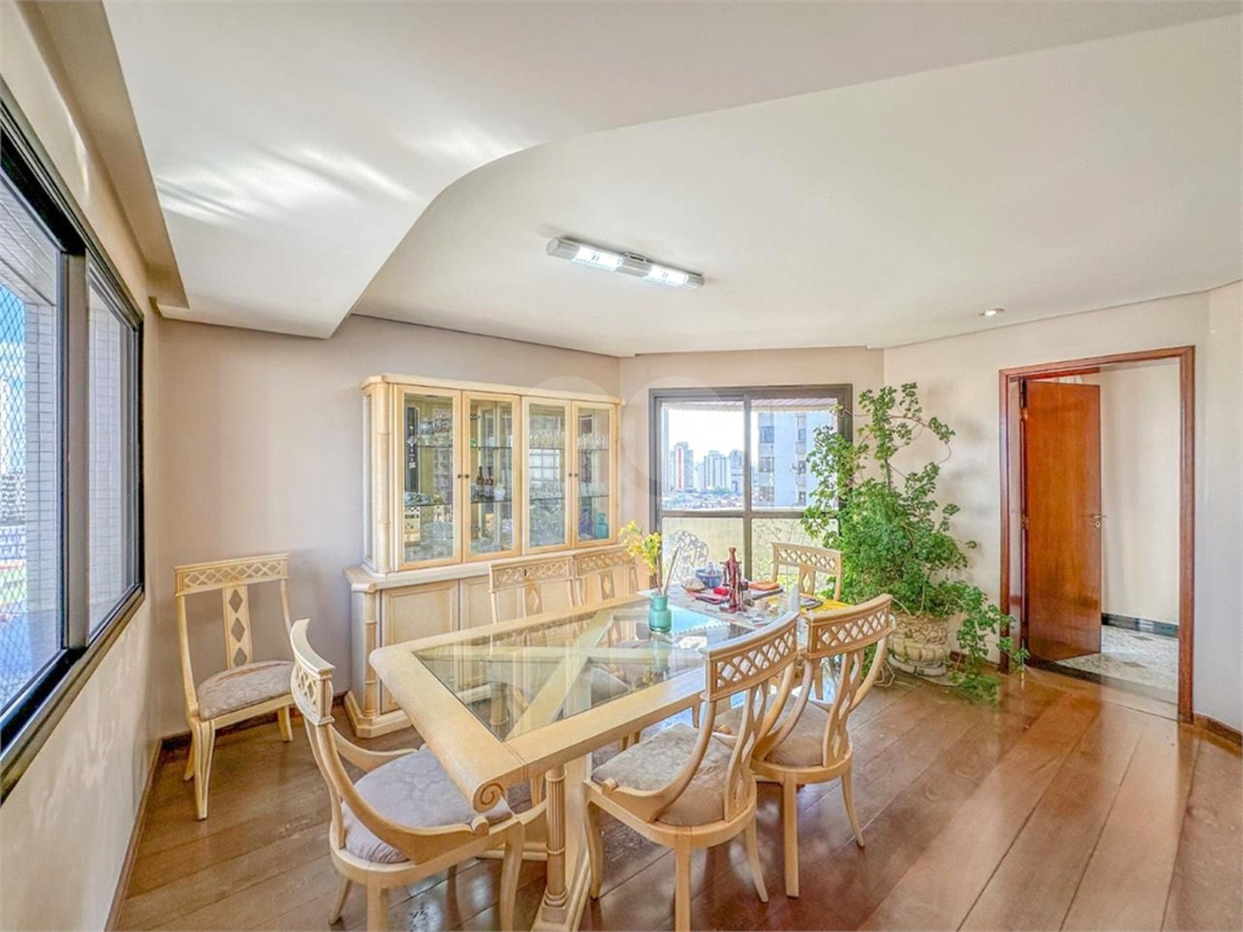 Apartamento à venda com 3 suítes em Vila Santo Estevão, São Paulo, SP