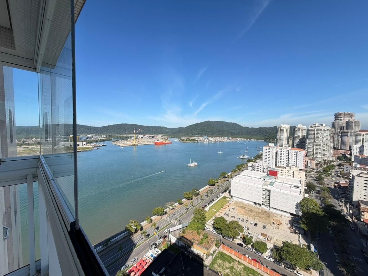 Apartamento com 3 dormitórios à venda, 189 m² por R$ 2.350.000,00 - Ponta da Praia - Santos/SP