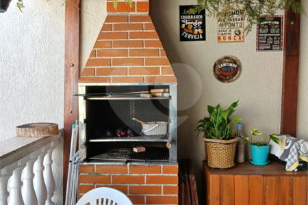 Sobrado à venda com 3 quartos, sendo 1 suíte, em Jardim Humaitá, São Paulo, SP