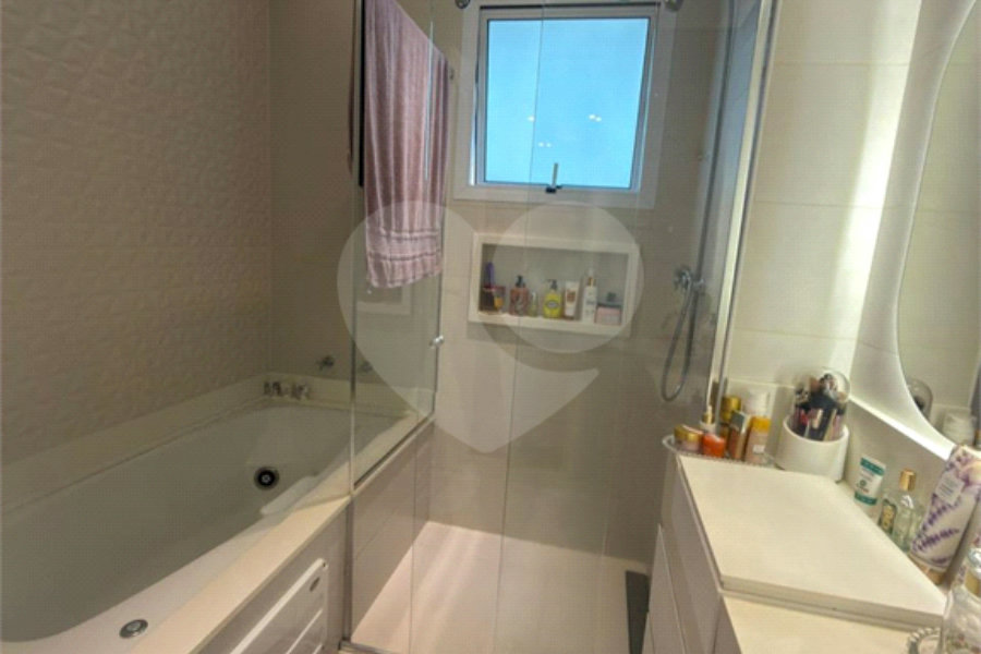 Apartamento à venda com 3 suítes em Santa Teresinha, São Paulo, SP