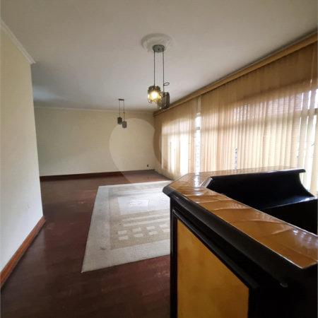 Casa à venda com 3 quartos, sendo 1 suíte,  em Jardim Leonor Mendes de Barros, São Paulo, SP