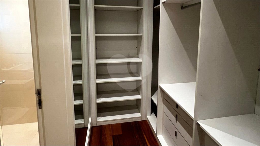 Apartamento à venda com 2 quartos, sendo 1 suíte, no Centro, Itapetininga, SP