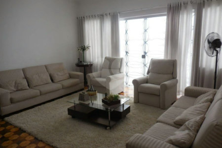 Casa à venda com 4 quartos, sendo 3 suítes, em Jardim Franca, São Paulo, SP