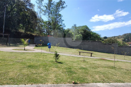 Casa Térrea à venda com 3 suítes em Boa Vista, Atibaia, SP