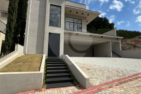 Casa à venda com 3 suítes no condomínio Spazio Design, Bragança Paulista - SP