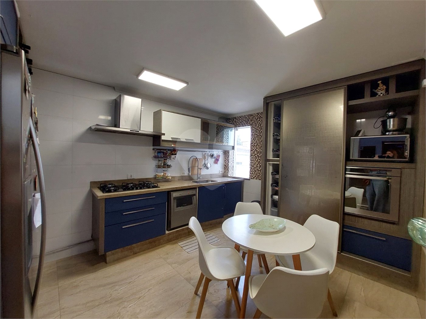 Casa à venda com 4 suítes em Lapa, São Paulo, SP