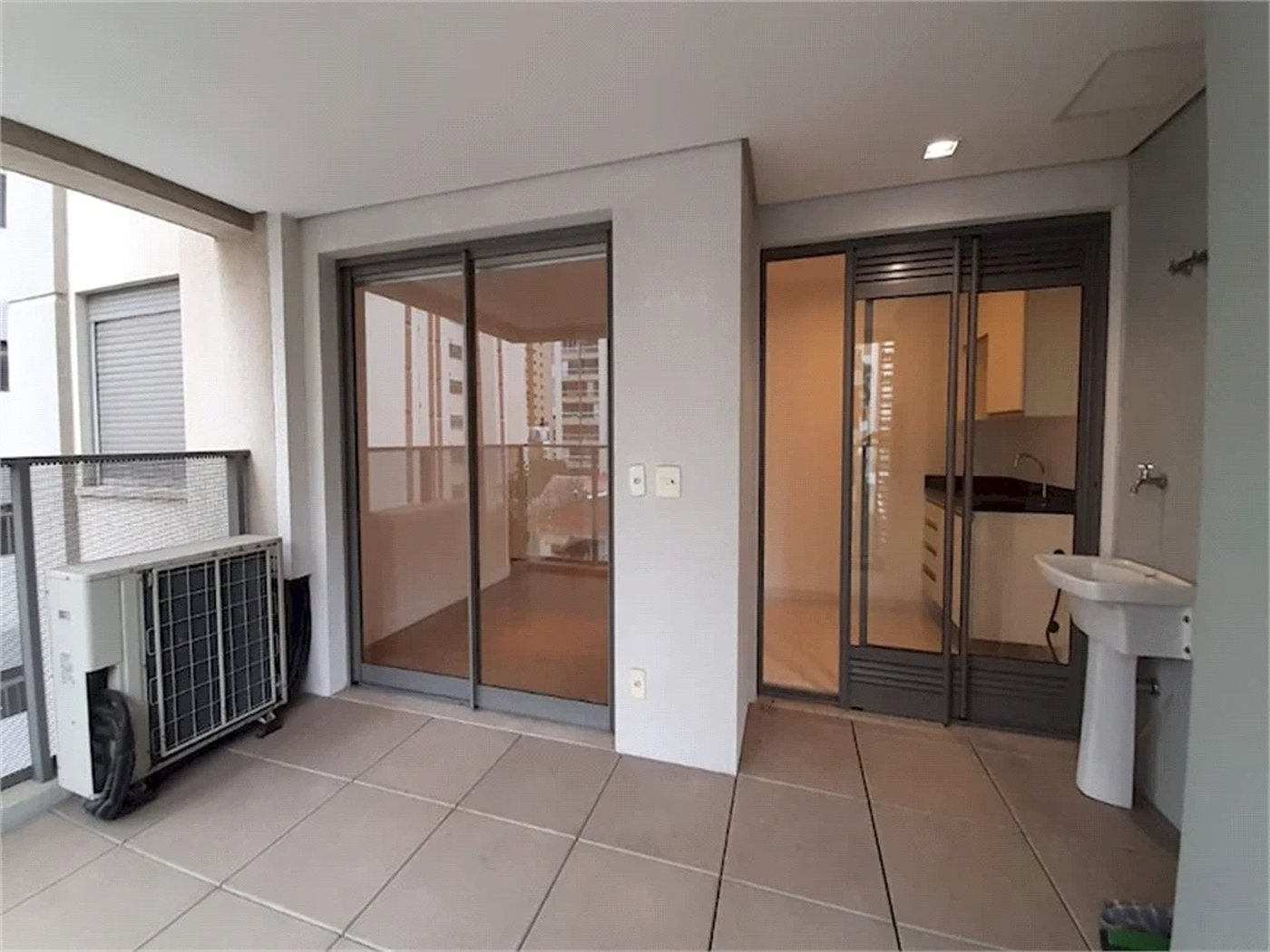 Apartamento à venda ou para alugar com 1 suíte em Pinheiros, São Paulo, SP