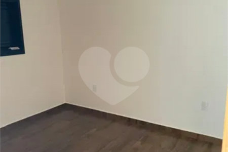 Casa à venda com 3 quartos, sendo 1 suíte, no condomínio Horto Florestal Villagio, Sorocaba - SP