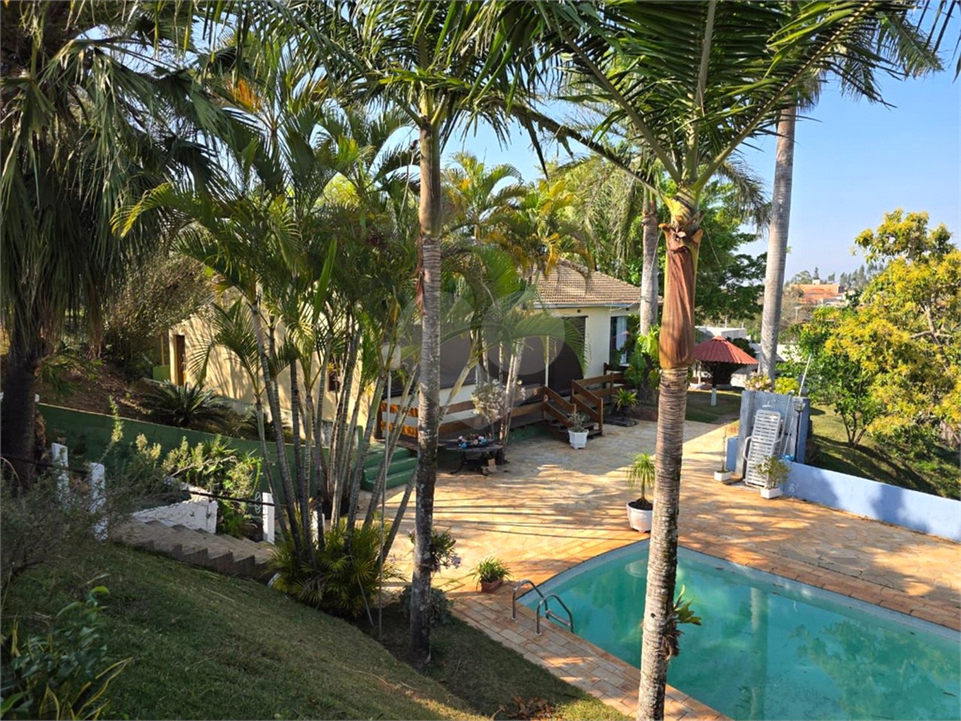 Chácara à venda com 4 quartos em Monterrey, Louveira, SP