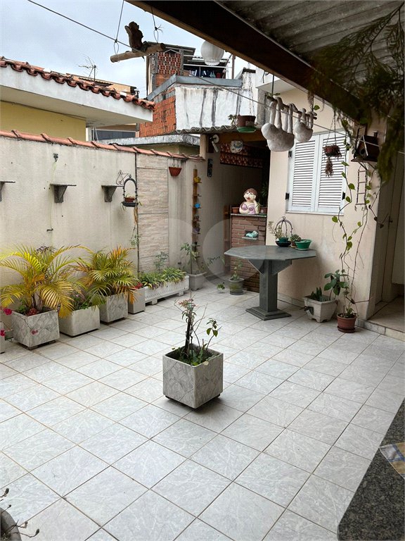 Sobrado à venda com 3 quartos, sendo 1 suíte, em Parque Edu Chaves, São Paulo, SP