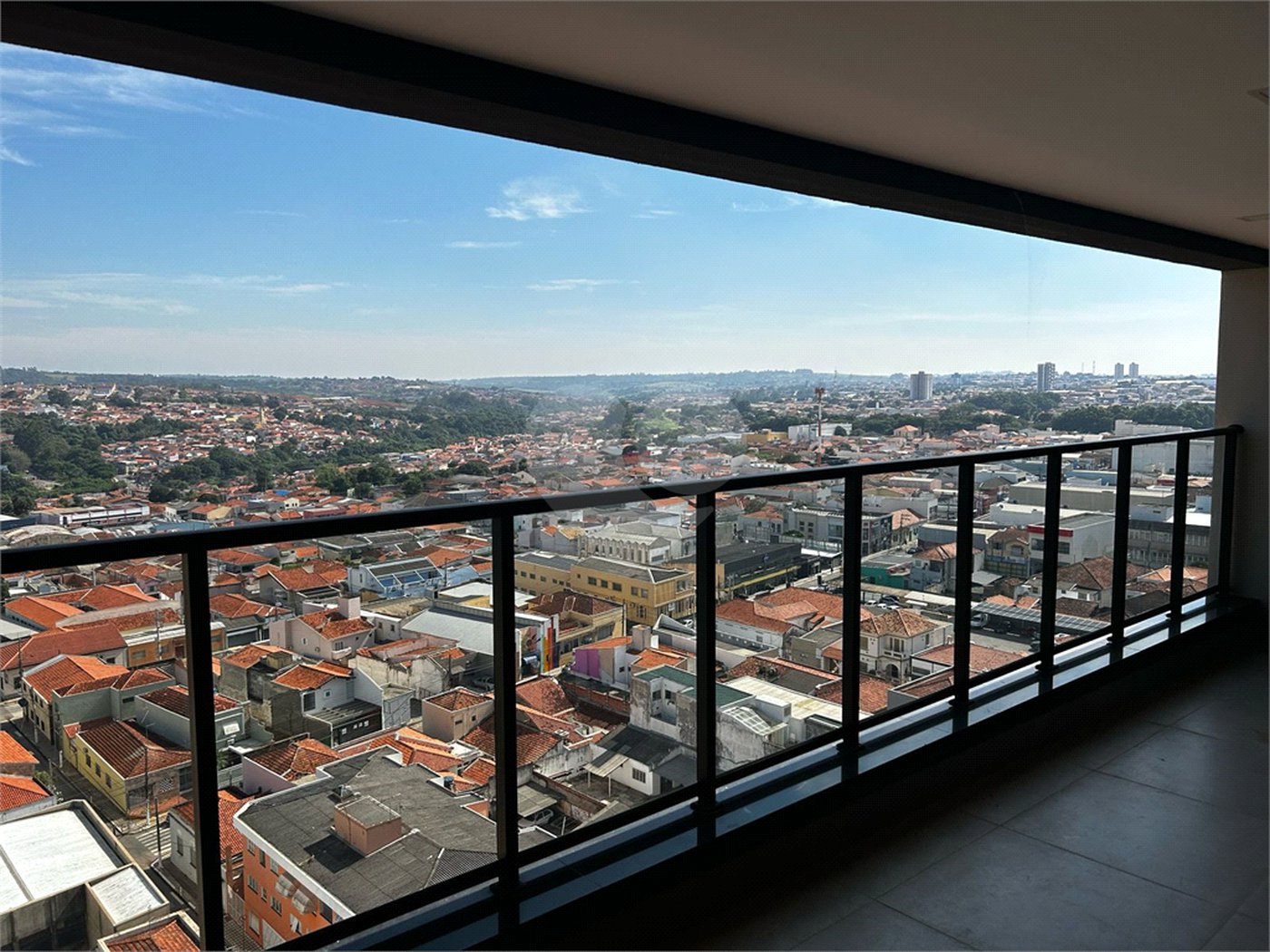 Apartamento à venda com 3 suítes no Centro, Itapetininga, SP