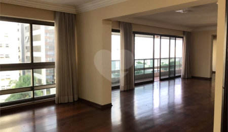 Apartamento à venda com 4 suítes em Santana, São Paulo, SP