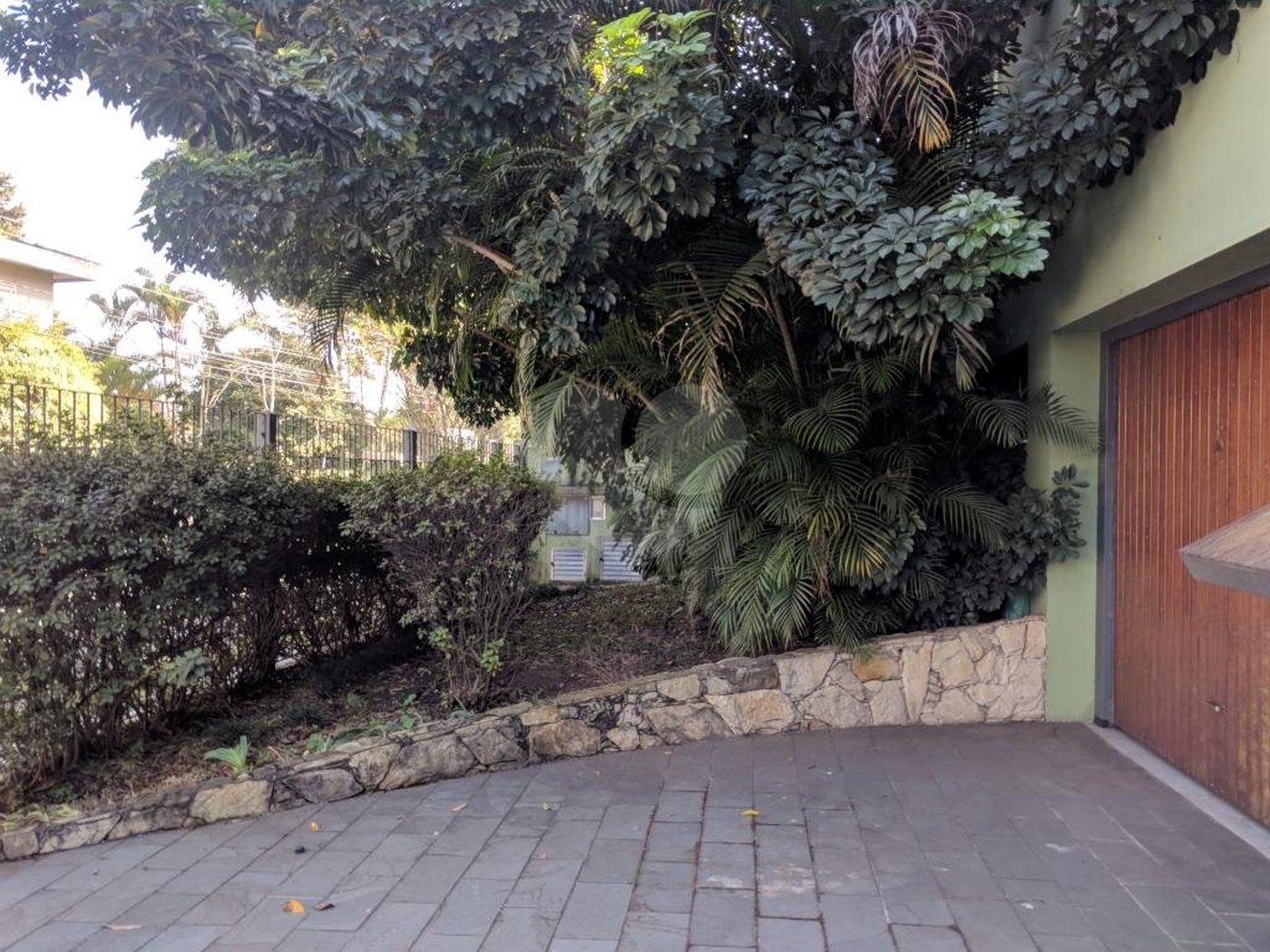 Sobrado à venda ou para alugar com 5 quartos, sendo 3 suítes, em Jardim Marajoara, São Paulo, SP