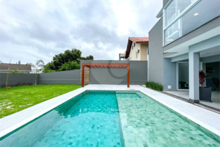 Casa à venda com 4 suítes no condomínio Alpes de Vinhedo, Vinhedo - SP