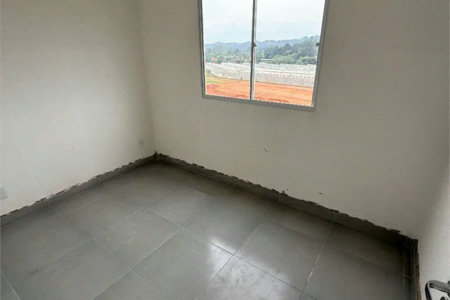 Casa à venda com 2 quartos em Jardim Petrópolis, Cotia, SP