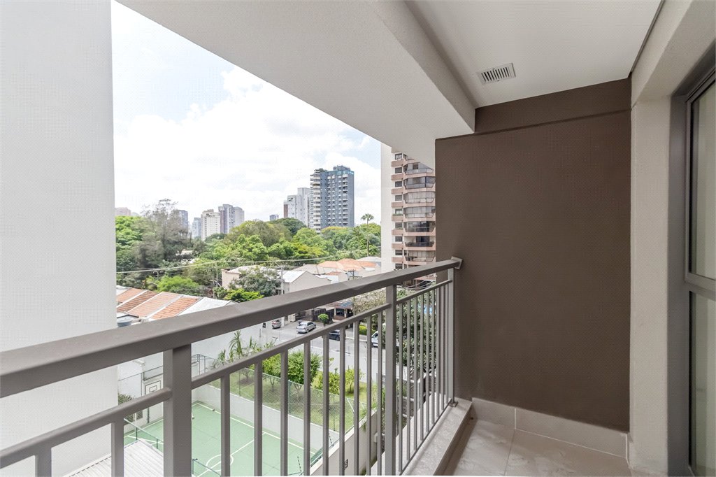 Apartamento à venda com 1 quarto em Moema, São Paulo, SP