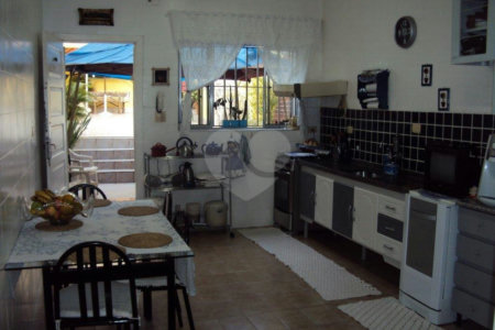 Casa à venda com 4 quartos em Campo Belo, São Paulo, SP