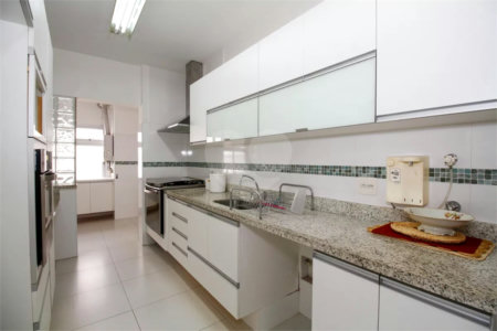Apartamento à venda ou para alugar com 3 quartos, sendo 1 suíte,  em Sumarezinho, São Paulo, SP