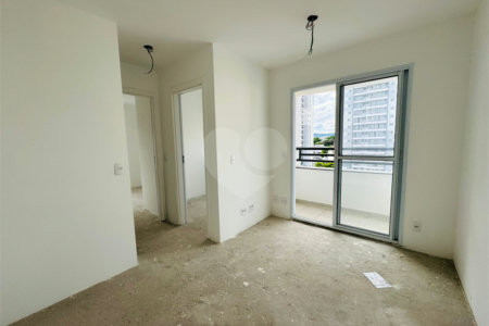 Apartamento à venda com 2 quartos, sendo 1 suíte, em Vila Galvão, Guarulhos, SP