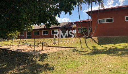 Casa à venda com 4 quartos, sendo 2 suítes,  no condomínio Residencial Haras Pindorama I, Cabreúva - SP