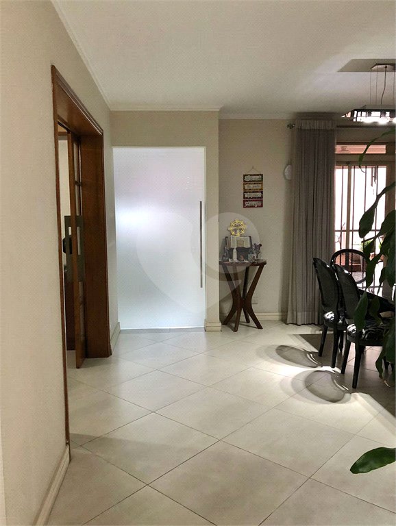 Sobrado à venda com 4 suítes em Granja Julieta, São Paulo, SP