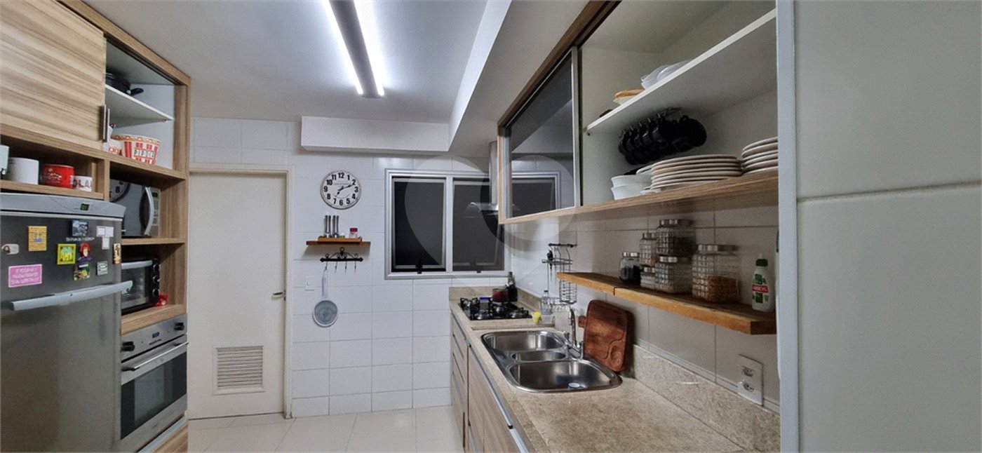 Apartamento à venda com 3 suítes em Jardim Londrina, São Paulo, SP