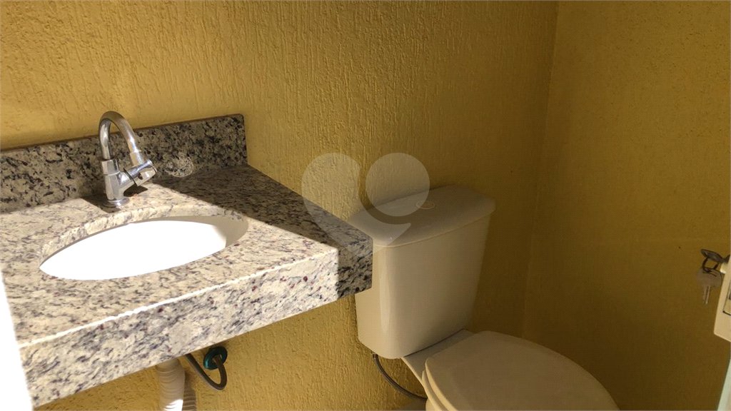Casa à venda com 3 quartos, sendo 1 suíte, no condomínio Vista Verde, Indaiatuba - SP