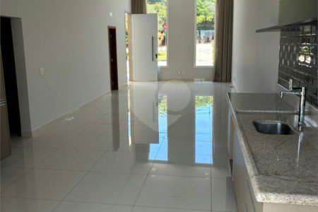 Casa à venda ou para alugar com 2 suítes no condomínio Residencial Villa do Bosque, Sorocaba - SP