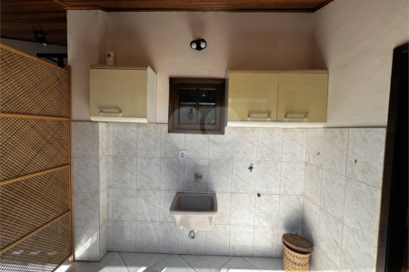 Casa à venda com 3 quartos, sendo 1 suíte, no condomínio Village da Posse, Rio de Janeiro - RJ