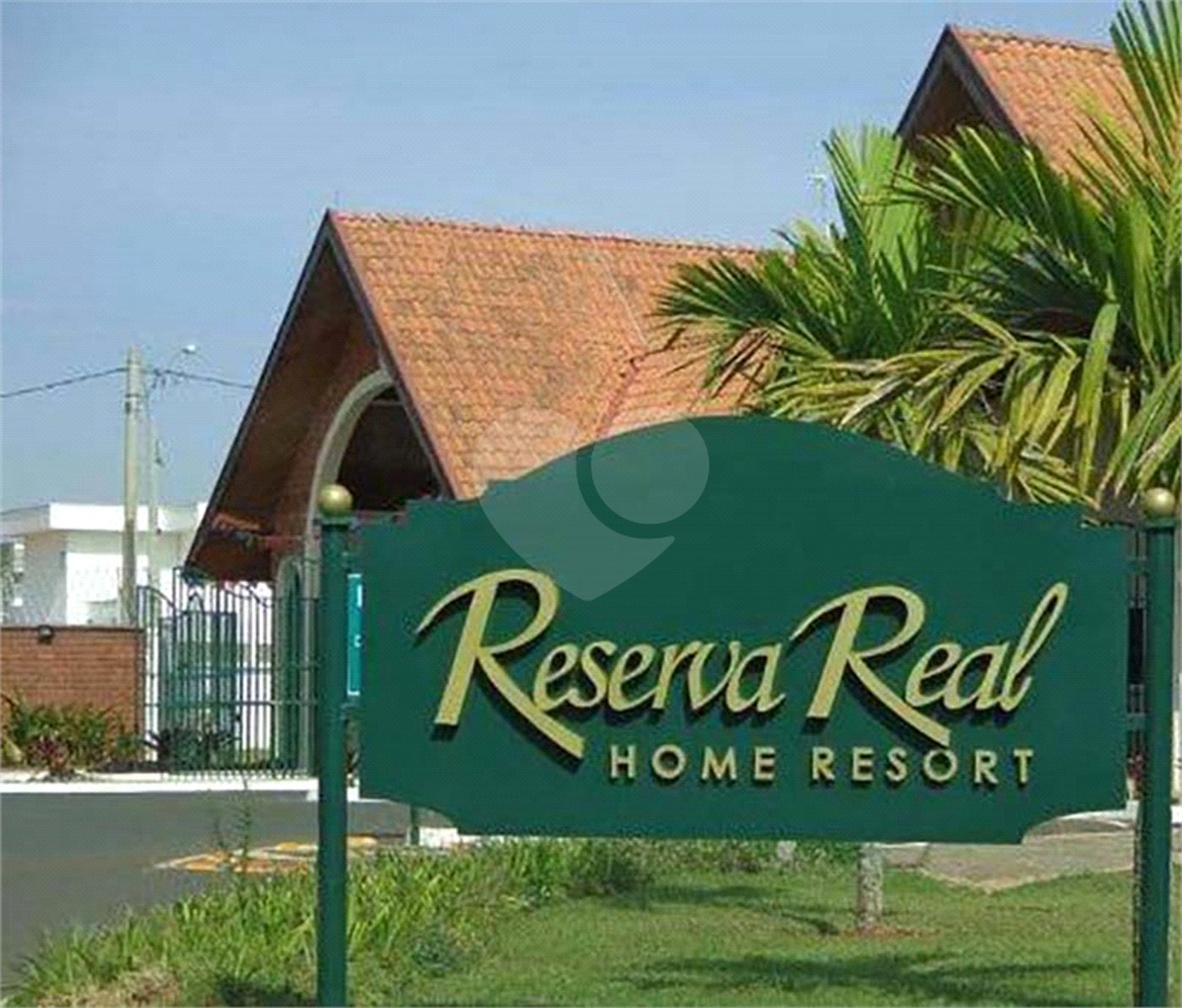 Casa à venda com 3 suítes no condomínio Reserva Real, Paulínia - SP