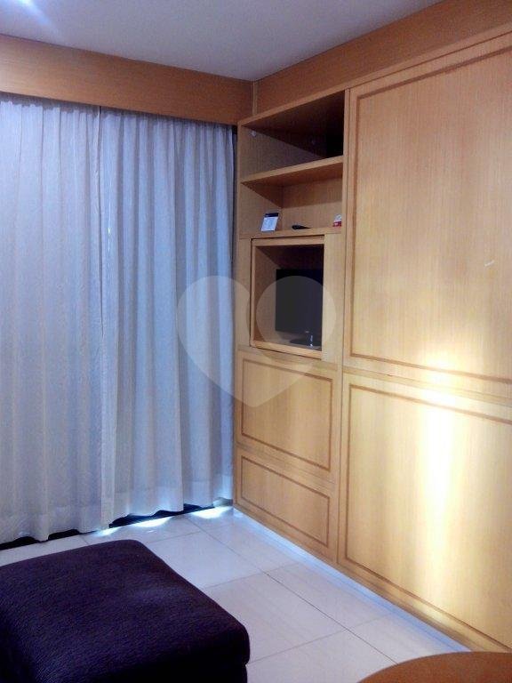 Flat à venda com 1 quarto em Santana, São Paulo, SP