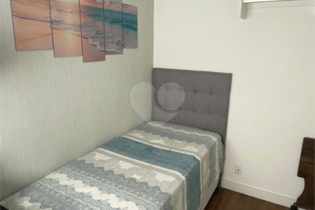 Apartamento à venda com 2 quartos em Aclimação, São Paulo, SP