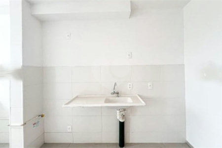 Apartamento à venda com 2 quartos em Lapa de Baixo, São Paulo, SP