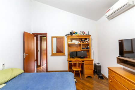 Casa à venda com 4 quartos, sendo 2 suítes, em Brooklin Paulista, São Paulo, SP